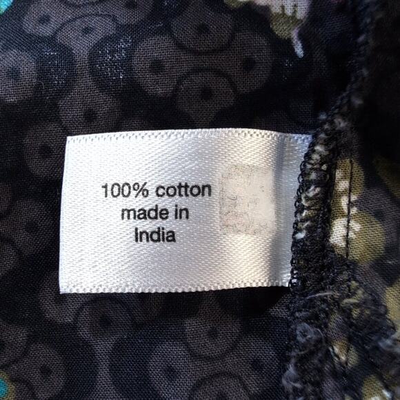 Lane Bryant dark floral print flutter-sleeve ruffle-neck blouse, size 24 - Picture 6 of 8